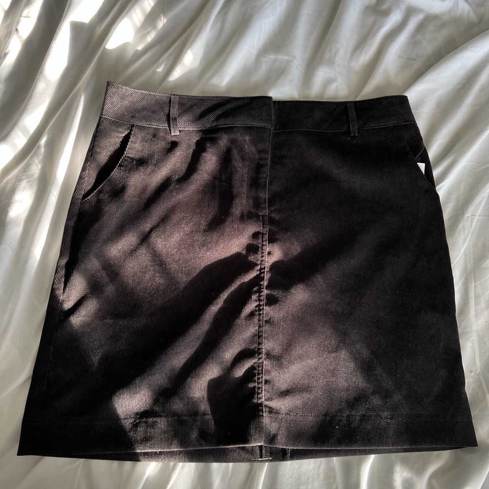 Short skirt